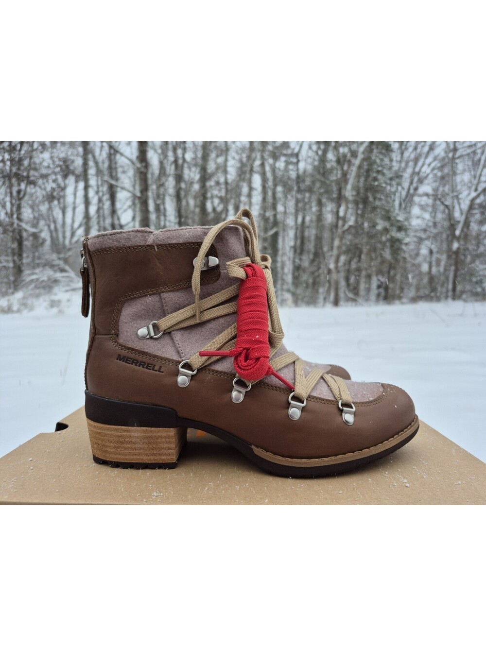 Merrell Shiloh II Lace Boot for Women Size 7 - New with Box - Brown Snow Shoes